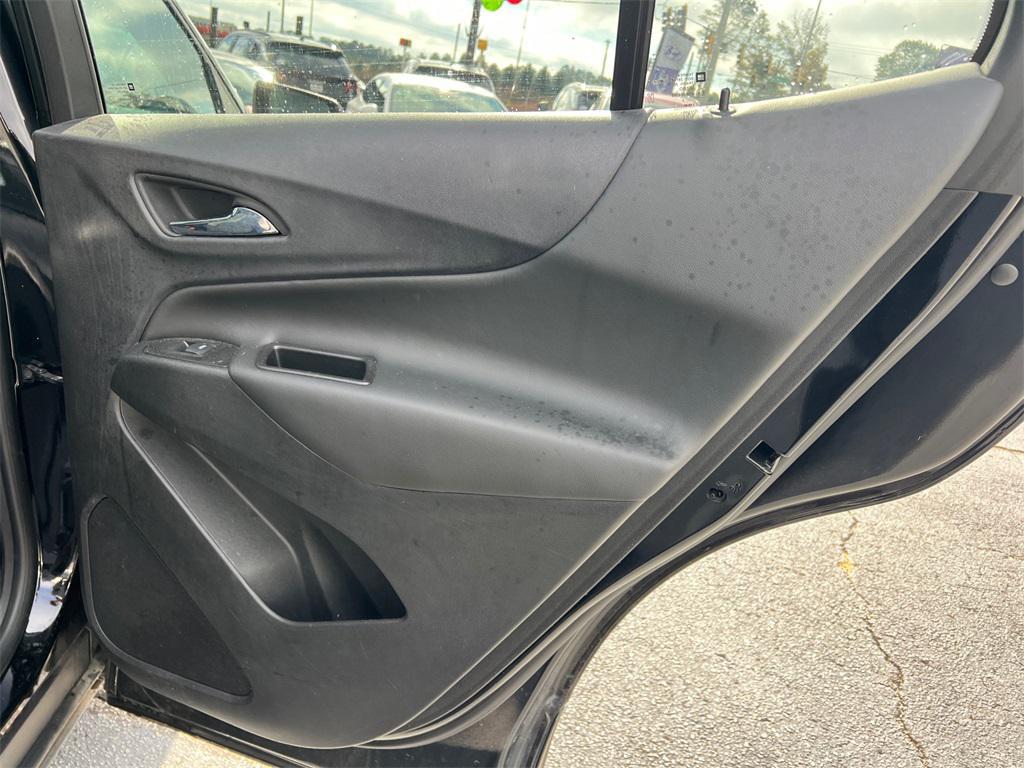 used 2022 Chevrolet Equinox car, priced at $14,444