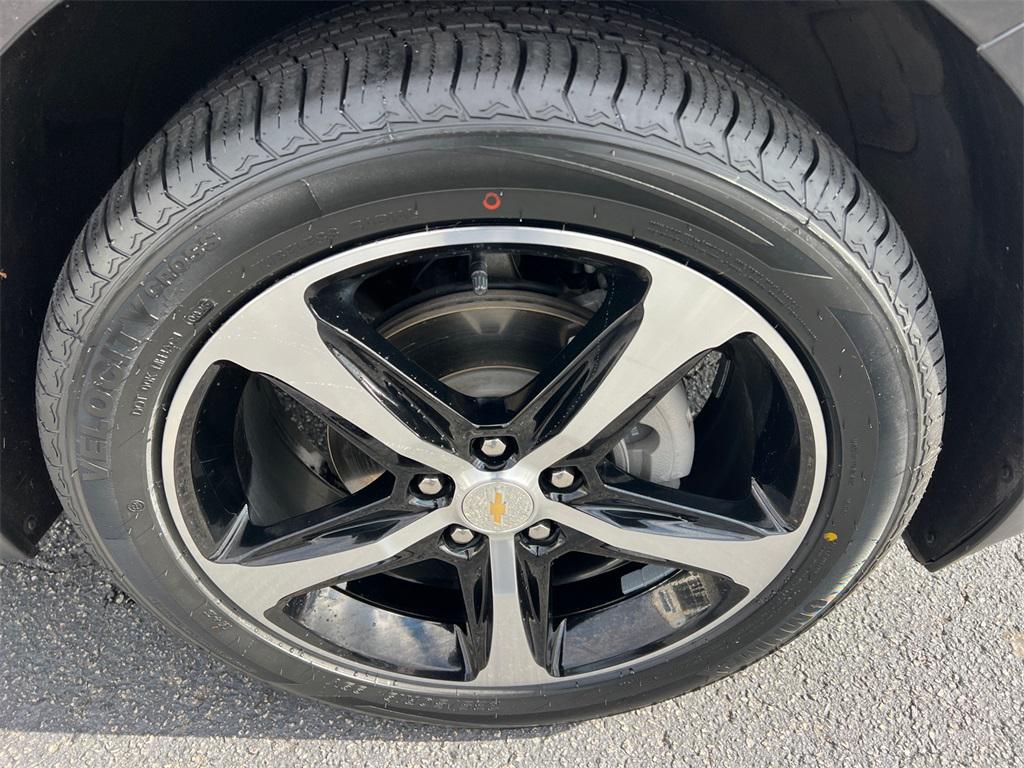 used 2022 Chevrolet Equinox car, priced at $14,444