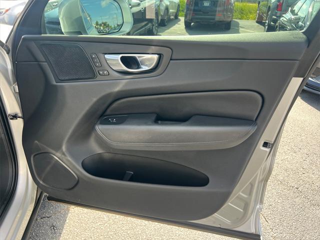 used 2020 Volvo XC60 car, priced at $21,663