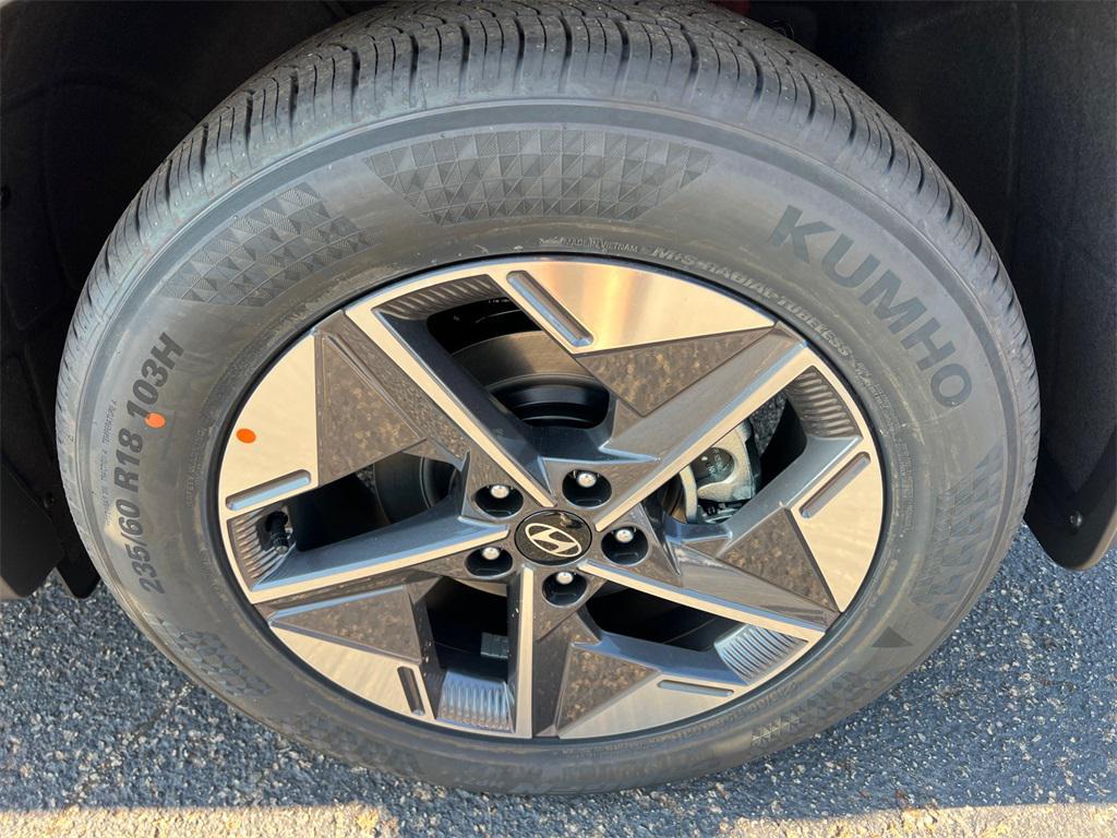 new 2026 Hyundai Tucson car, priced at $29,900