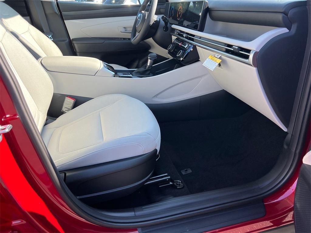 new 2026 Hyundai Tucson car, priced at $29,900