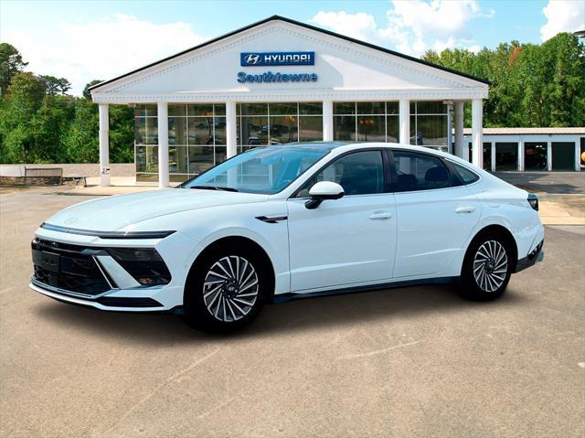 new 2025 Hyundai Sonata Hybrid car, priced at $38,300