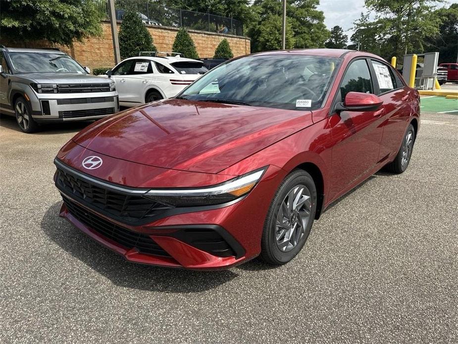 new 2024 Hyundai Elantra car, priced at $23,762