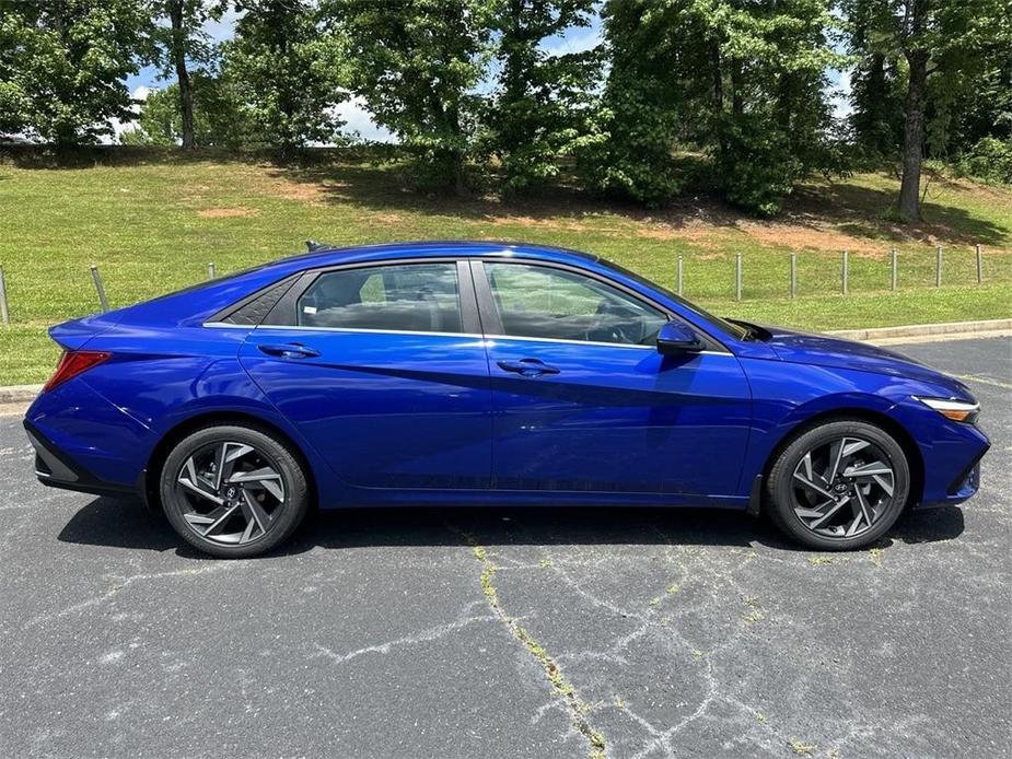 new 2024 Hyundai Elantra car, priced at $27,280