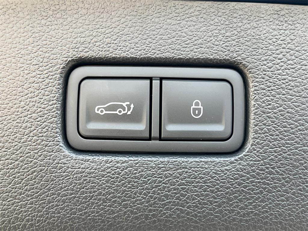 new 2024 Genesis GV80 car, priced at $68,987