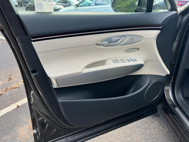 new 2026 Genesis GV70 car, priced at $53,620