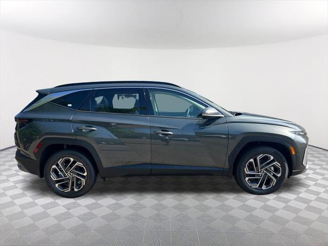 new 2025 Hyundai TUCSON Hybrid car, priced at $41,845