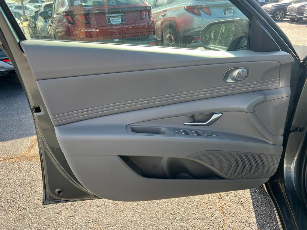 new 2025 Hyundai Elantra car, priced at $23,175
