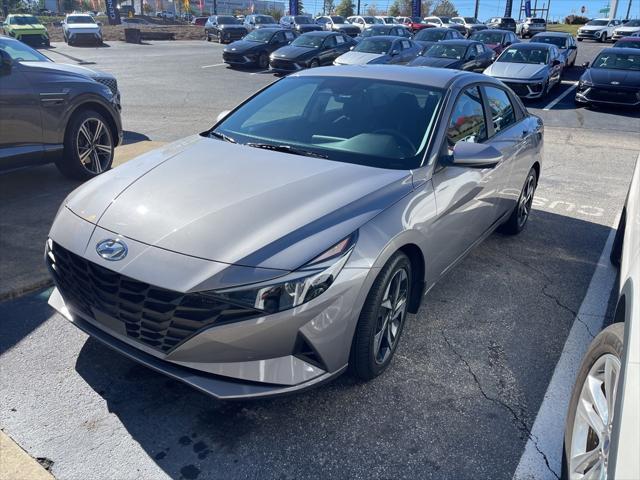 used 2023 Hyundai Elantra car