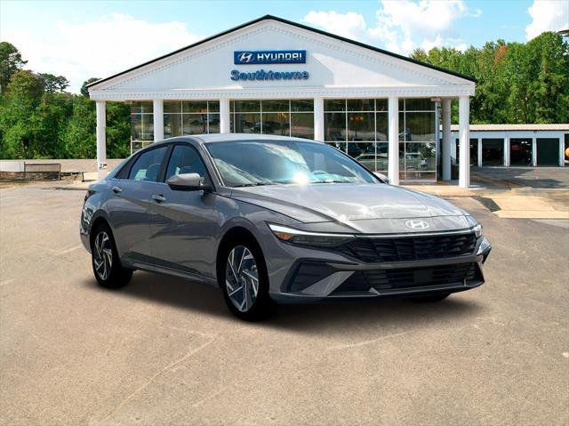 new 2025 Hyundai Elantra car, priced at $26,265