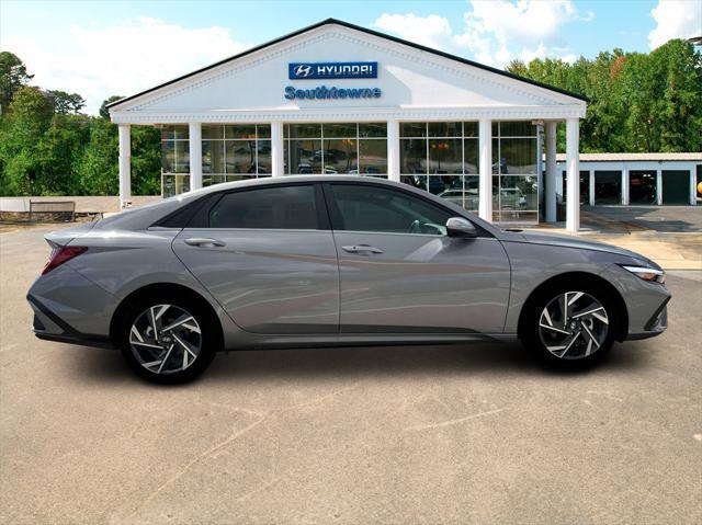 new 2025 Hyundai Elantra car, priced at $26,265