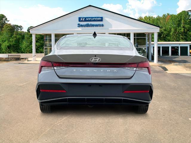 new 2025 Hyundai Elantra car, priced at $23,030