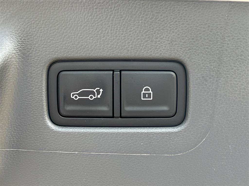 new 2025 Hyundai Santa Fe car, priced at $42,980