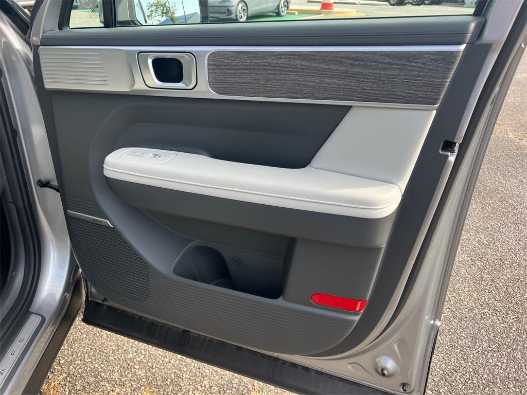 new 2025 Hyundai Santa Fe car, priced at $42,980