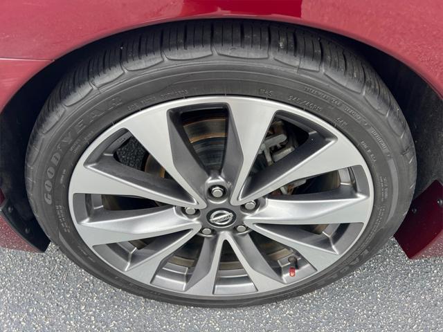 used 2020 Nissan Maxima car, priced at $24,994