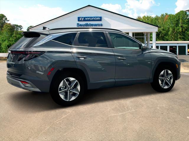 new 2025 Hyundai Tucson car, priced at $33,235
