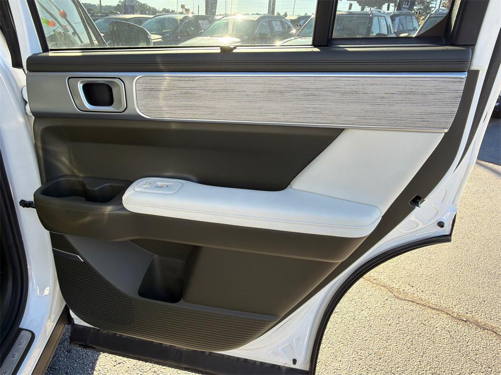 new 2025 Hyundai Santa Fe car, priced at $43,100