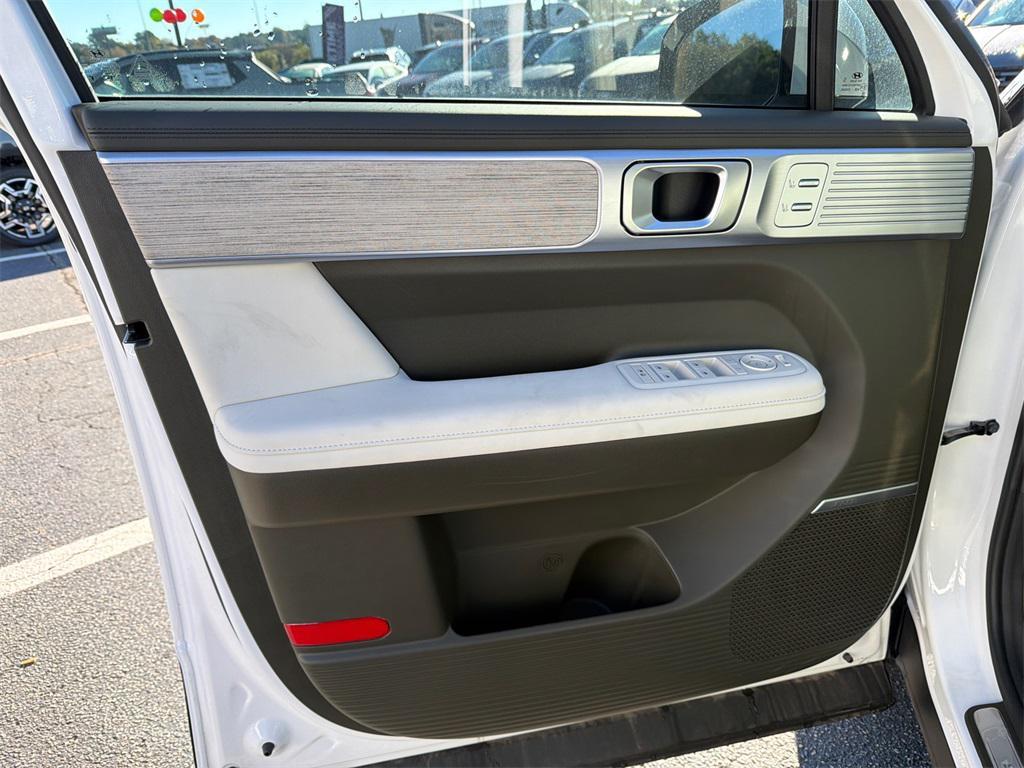 new 2025 Hyundai Santa Fe car, priced at $43,100