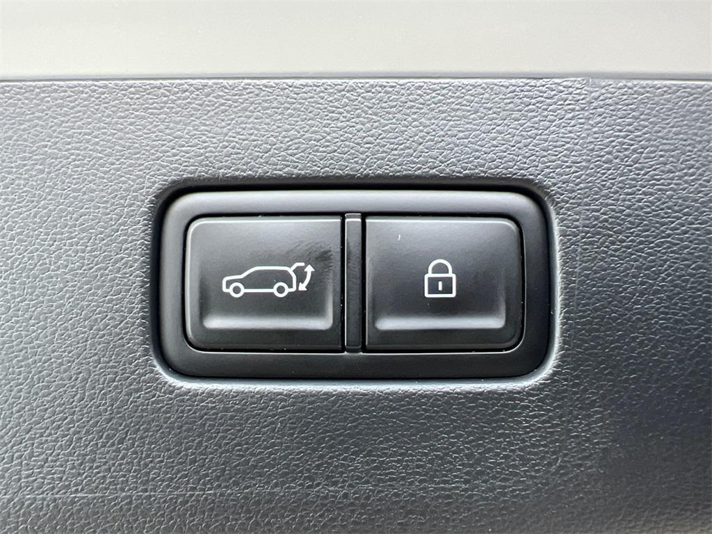 new 2026 Hyundai IONIQ 9 car, priced at $73,195