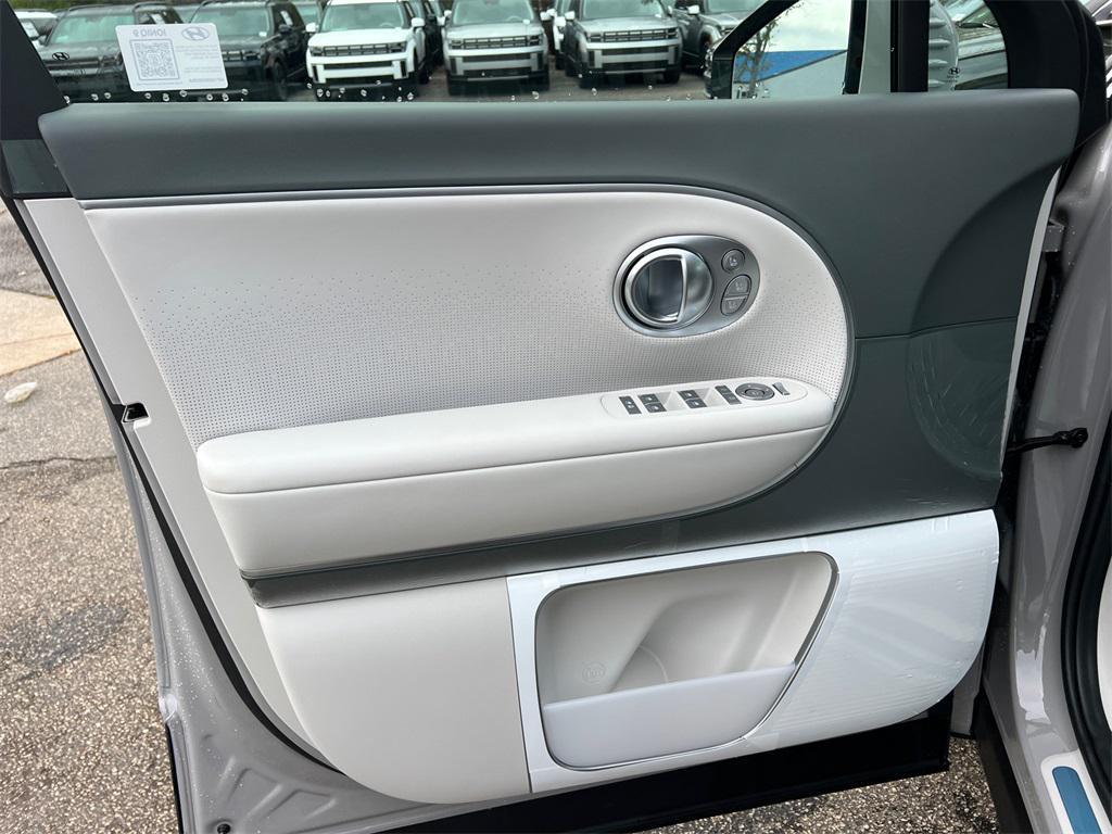 new 2026 Hyundai IONIQ 9 car, priced at $73,195