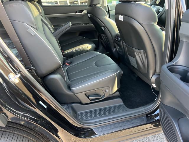new 2025 Hyundai Palisade car, priced at $42,270