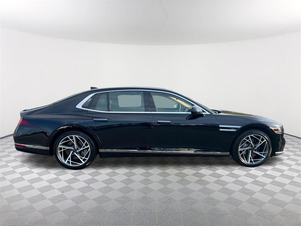 used 2025 Genesis G90 car, priced at $71,994