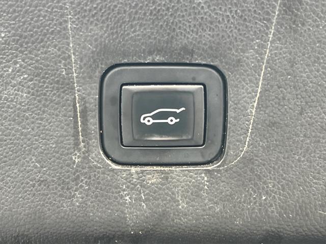 used 2019 Chevrolet Traverse car, priced at $18,772