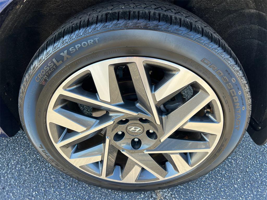 used 2022 Hyundai Santa Fe car, priced at $29,992