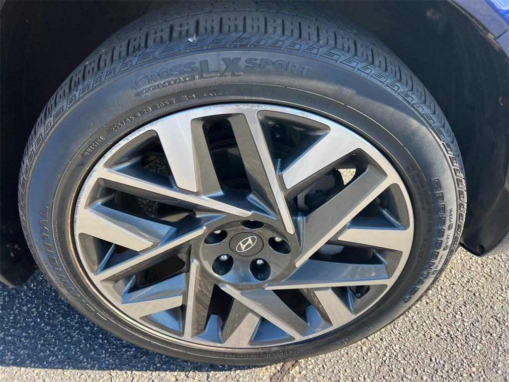 used 2022 Hyundai Santa Fe car, priced at $29,992