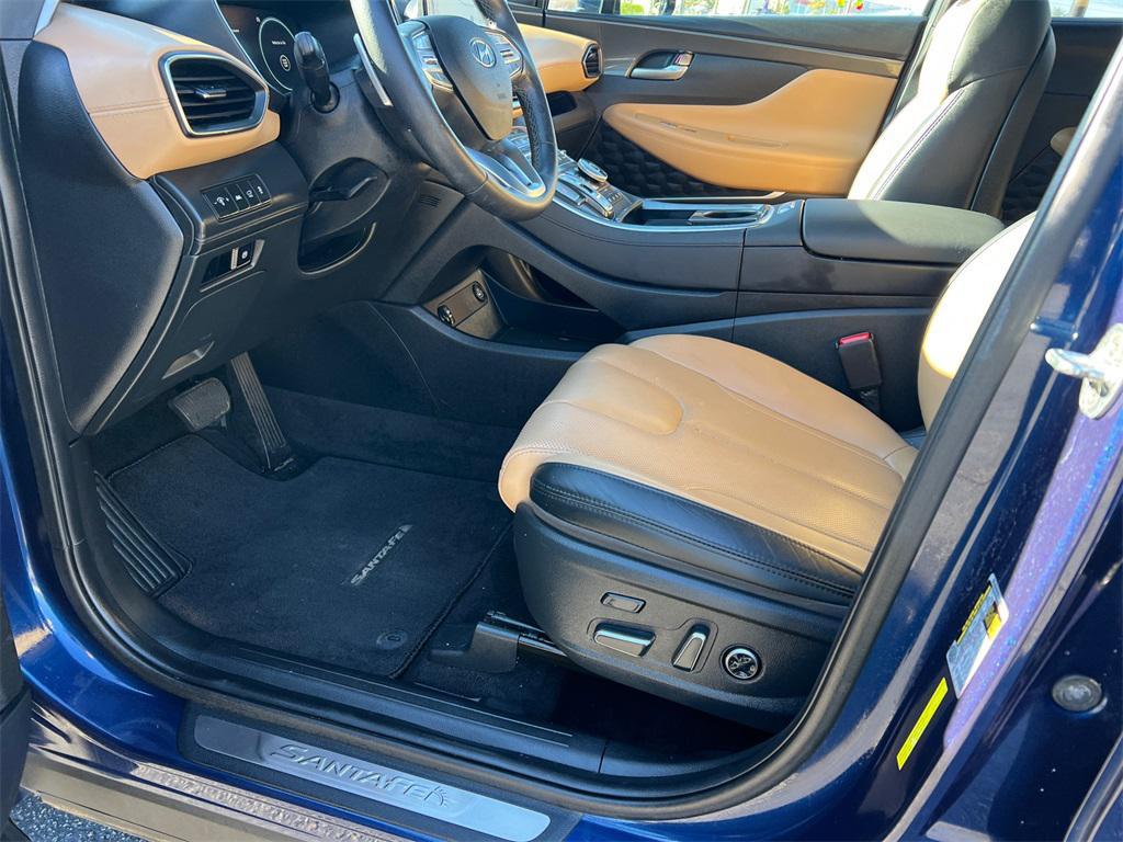 used 2022 Hyundai Santa Fe car, priced at $29,992