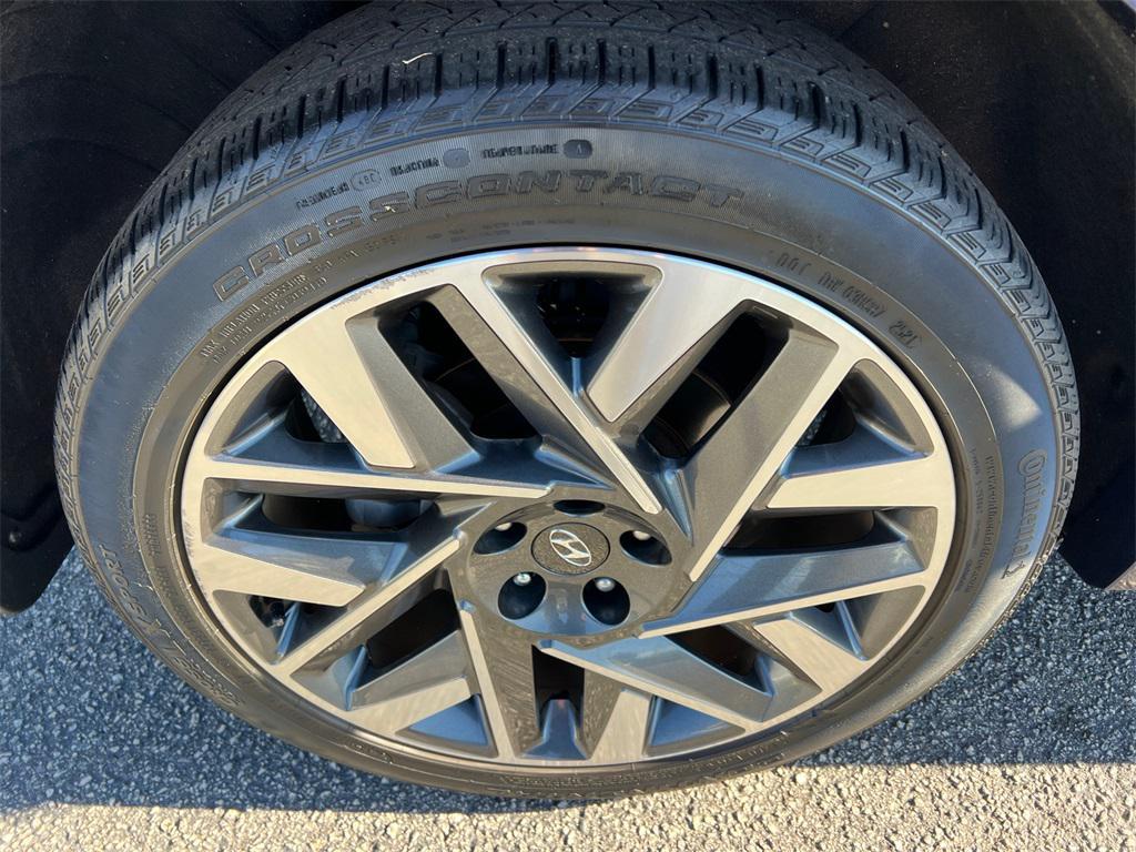 used 2022 Hyundai Santa Fe car, priced at $29,992