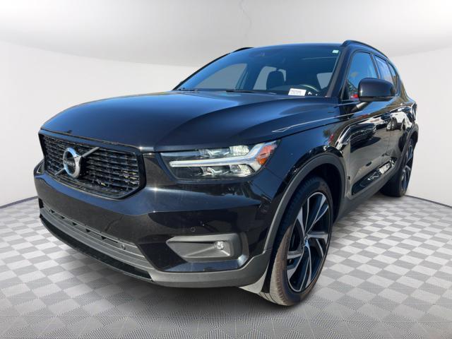 used 2020 Volvo XC40 car, priced at $25,991