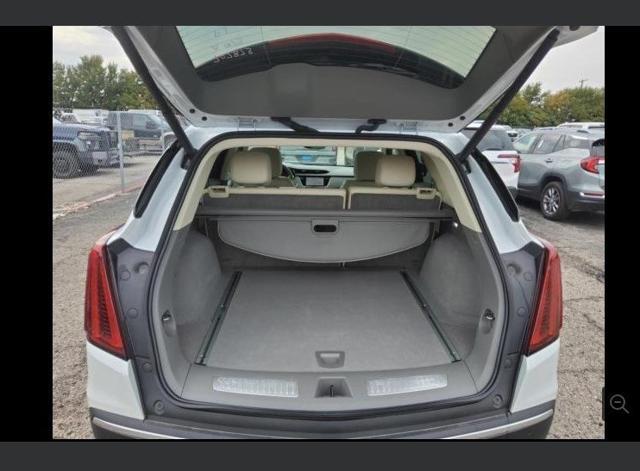 used 2024 Cadillac XT5 car, priced at $42,991