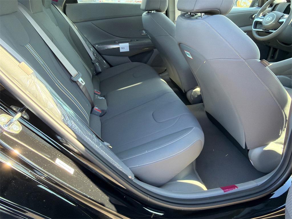 new 2026 Hyundai ELANTRA HEV car, priced at $24,920