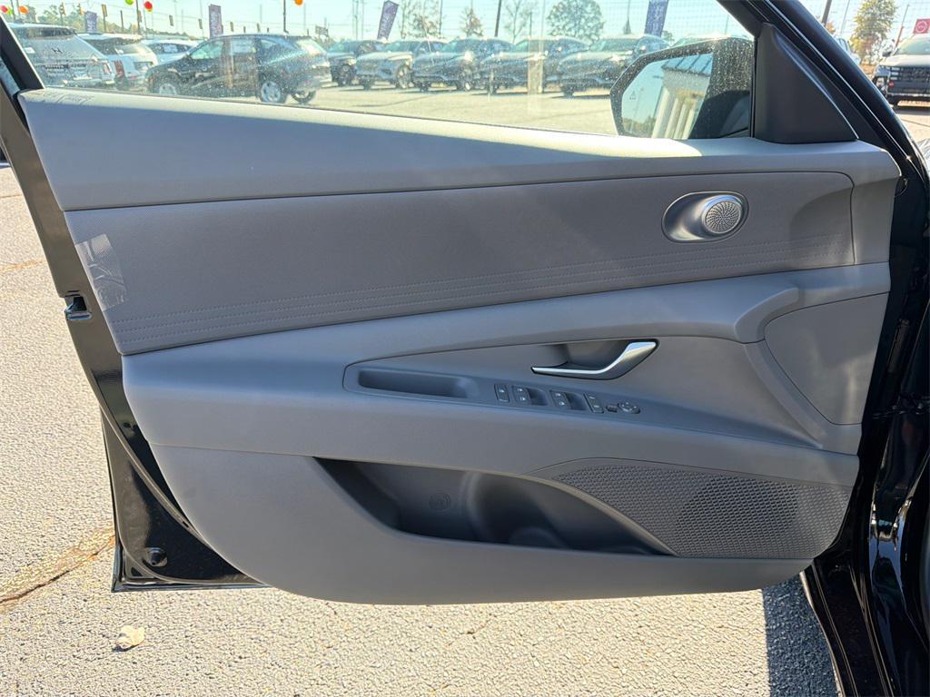 new 2026 Hyundai ELANTRA HEV car, priced at $24,920