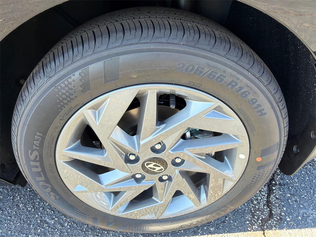 new 2026 Hyundai ELANTRA HEV car, priced at $24,920