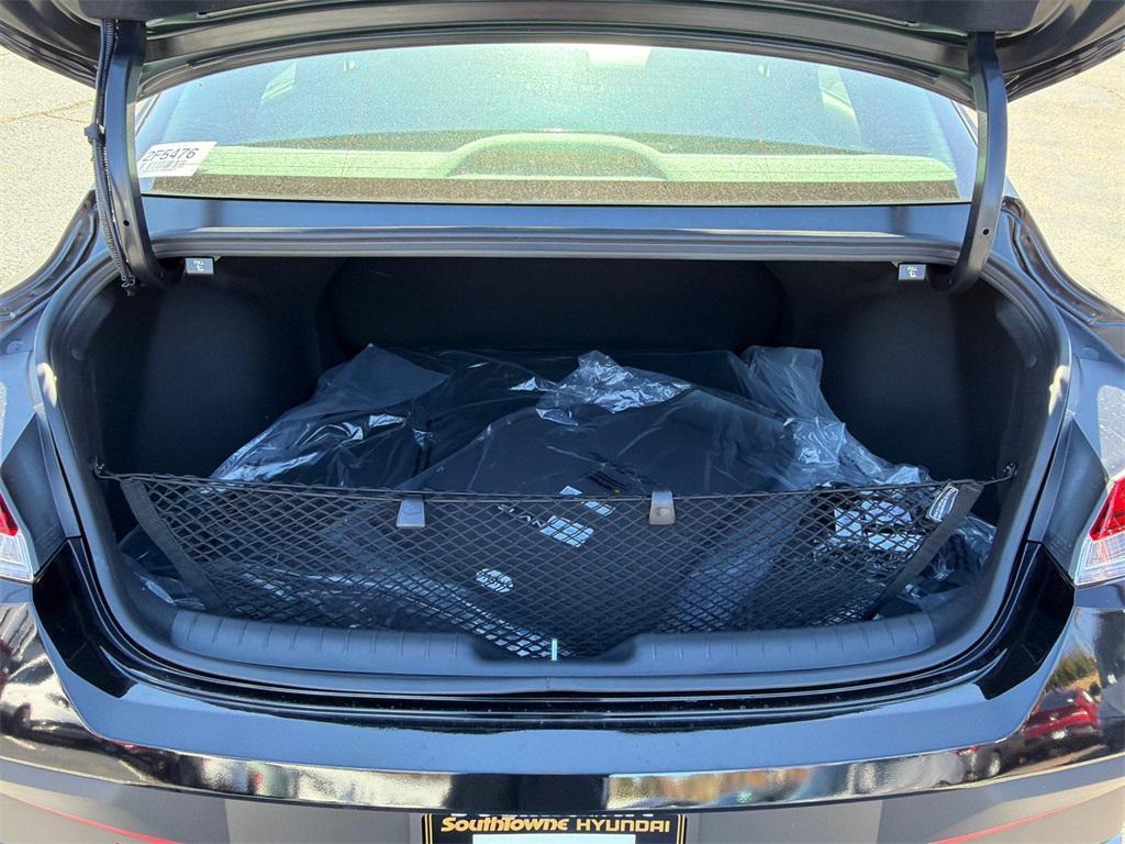 new 2026 Hyundai ELANTRA HEV car, priced at $24,920