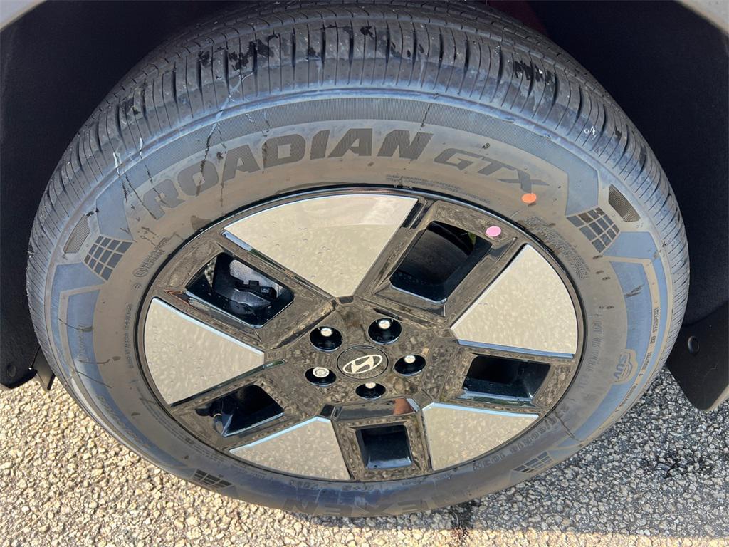 new 2025 Hyundai Santa Fe car, priced at $34,634