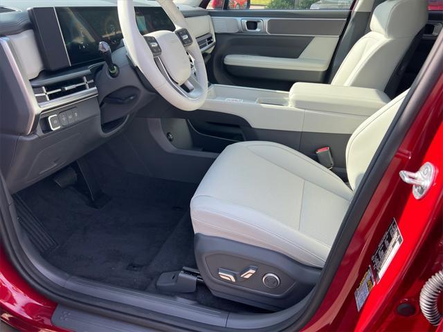 new 2025 Hyundai Santa Fe car, priced at $36,134