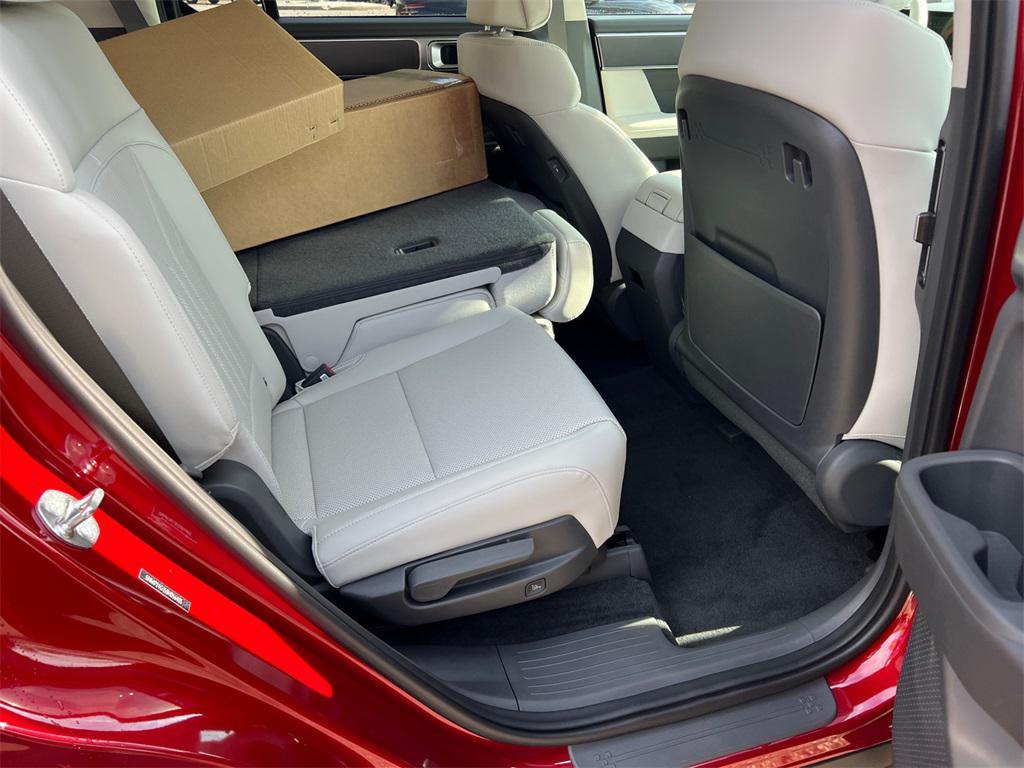 new 2025 Hyundai Santa Fe car, priced at $34,634