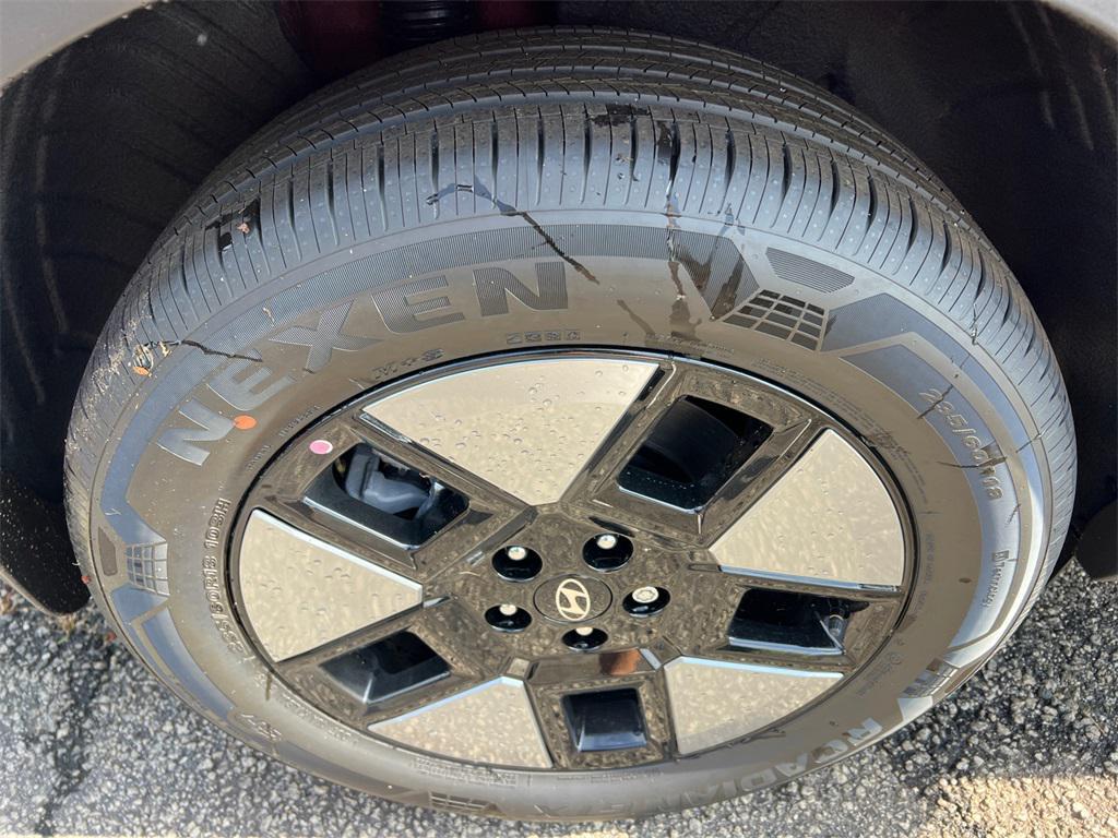 new 2025 Hyundai Santa Fe car, priced at $34,634