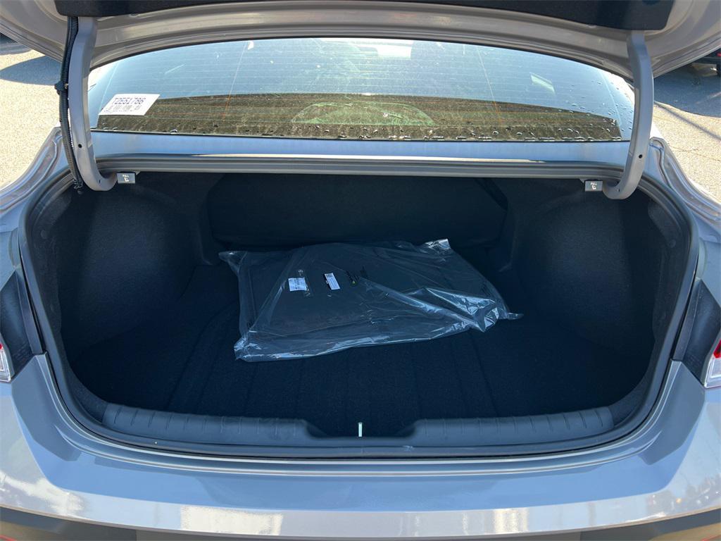 new 2025 Hyundai Elantra car, priced at $21,610