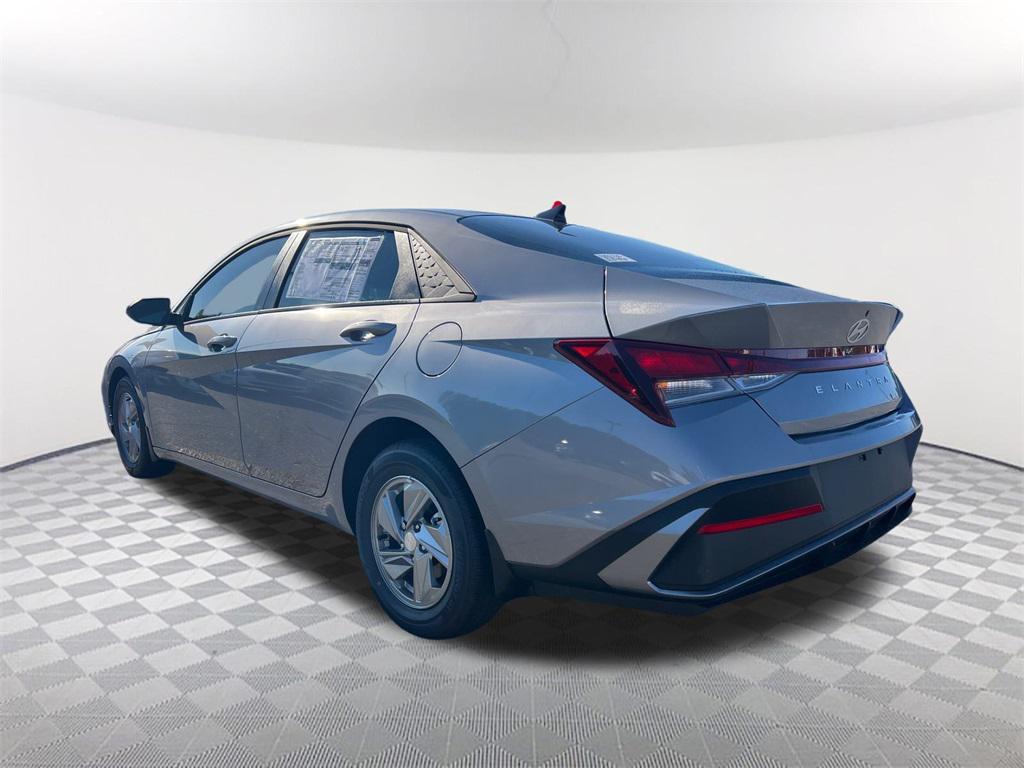 new 2025 Hyundai Elantra car, priced at $21,610