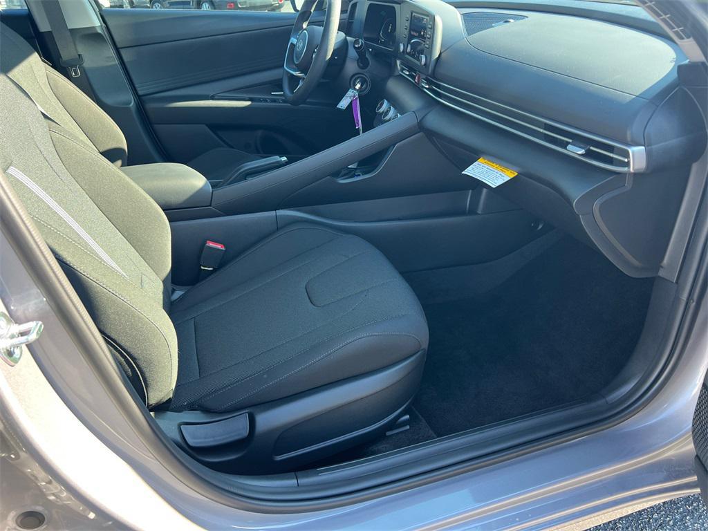 new 2025 Hyundai Elantra car, priced at $21,610