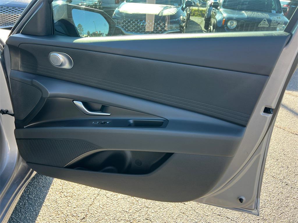 new 2025 Hyundai Elantra car, priced at $21,610