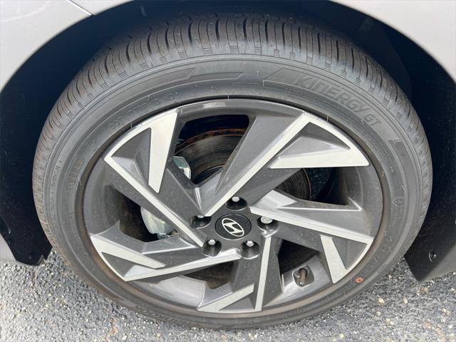 new 2025 Hyundai Elantra car, priced at $26,440