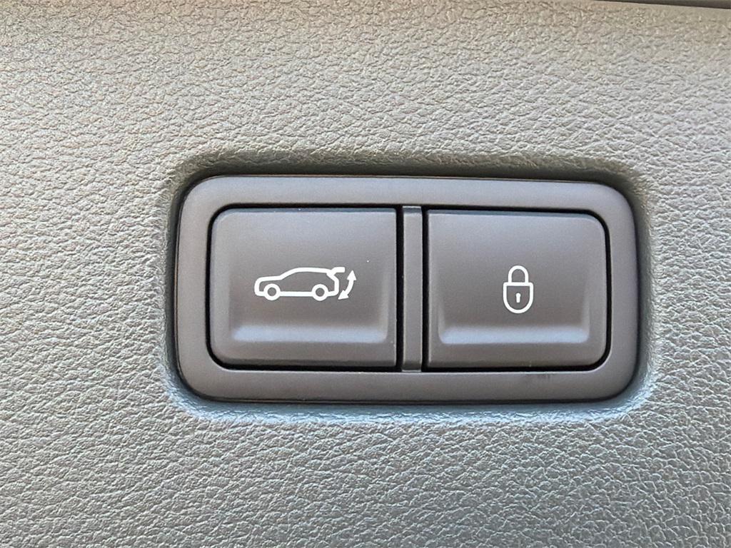 new 2026 Genesis GV80 car, priced at $84,990