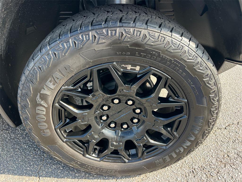 used 2025 GMC HUMMER EV Pickup car, priced at $63,988