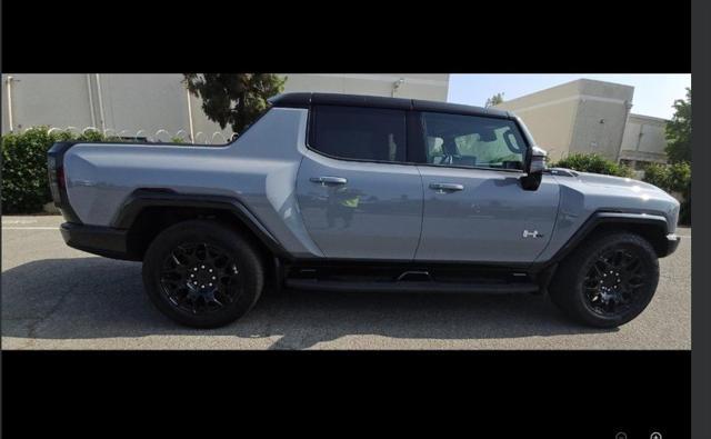 used 2025 GMC HUMMER EV Pickup car, priced at $74,991