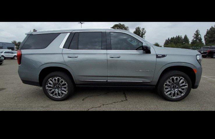 used 2023 GMC Yukon car, priced at $75,992